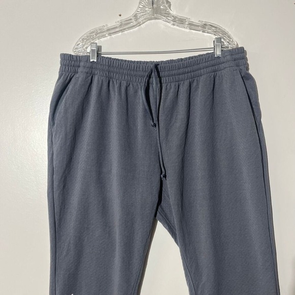Adidas Climalite Mens 2XL Gray Mesh Jogger Sweatpants Ankle Zip Athletic Pants - Picture 2 of 8